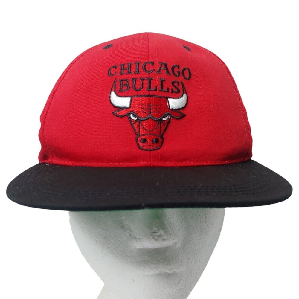 Vintage Chicago Bulls Sports Specialties Cap Youth NBA Red Black Embroidered